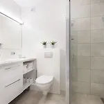 Olymp 114 I 120 Z Basenem, Sauna I Jacuzzi W Cenie * Kołobrzeg
