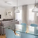 Olymp 114 I 120 Z Basenem, Sauna I Jacuzzi W Cenie Apartamento
