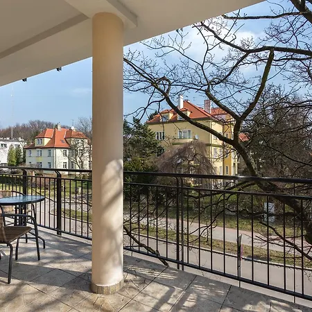 Olymp 114 I 120 Z Basenem, Sauna I Jacuzzi W Cenie *