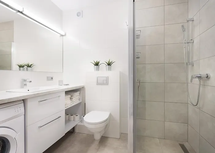 Olymp 114 I 120 Z Basenem, Sauna I Jacuzzi W Cenie * Kolberg