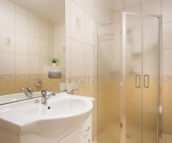 Olymp 114 I 120 Z Basenem, Sauna I Jacuzzi W Cenie * Kolberg