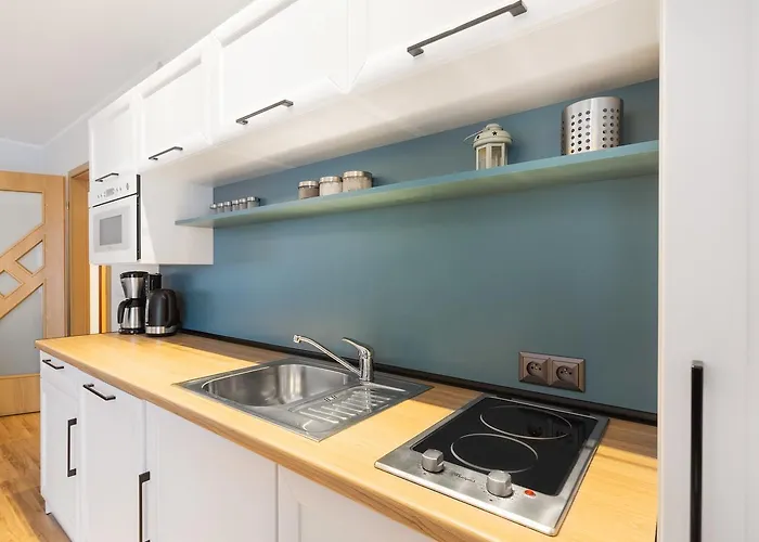 Olymp 114 I 120 Z Basenem, Sauna I Jacuzzi W Cenie