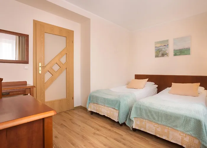 Olymp 114 I 120 Z Basenem, Sauna I Jacuzzi W Cenie *